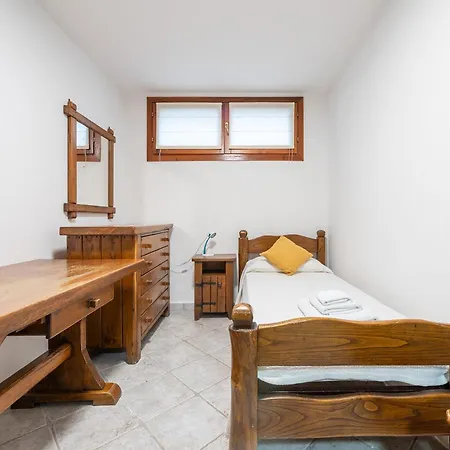 Casa Jacu & Laura Holiday home Pula