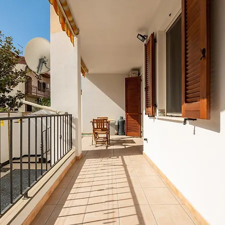 Casa Jacu & Laura Holiday home
